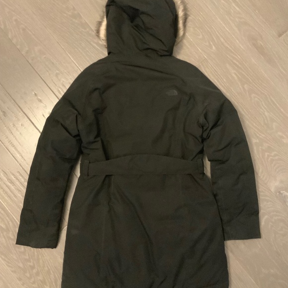 The North Face- Black Parka- Size M - Picture 2 of 10